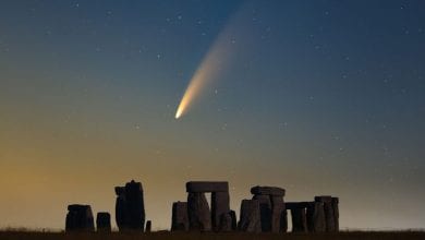 200714 Comet NEOWISE over Stonehenge Günün Astronomi Görseli (APOD/NASA) - 14/07/20