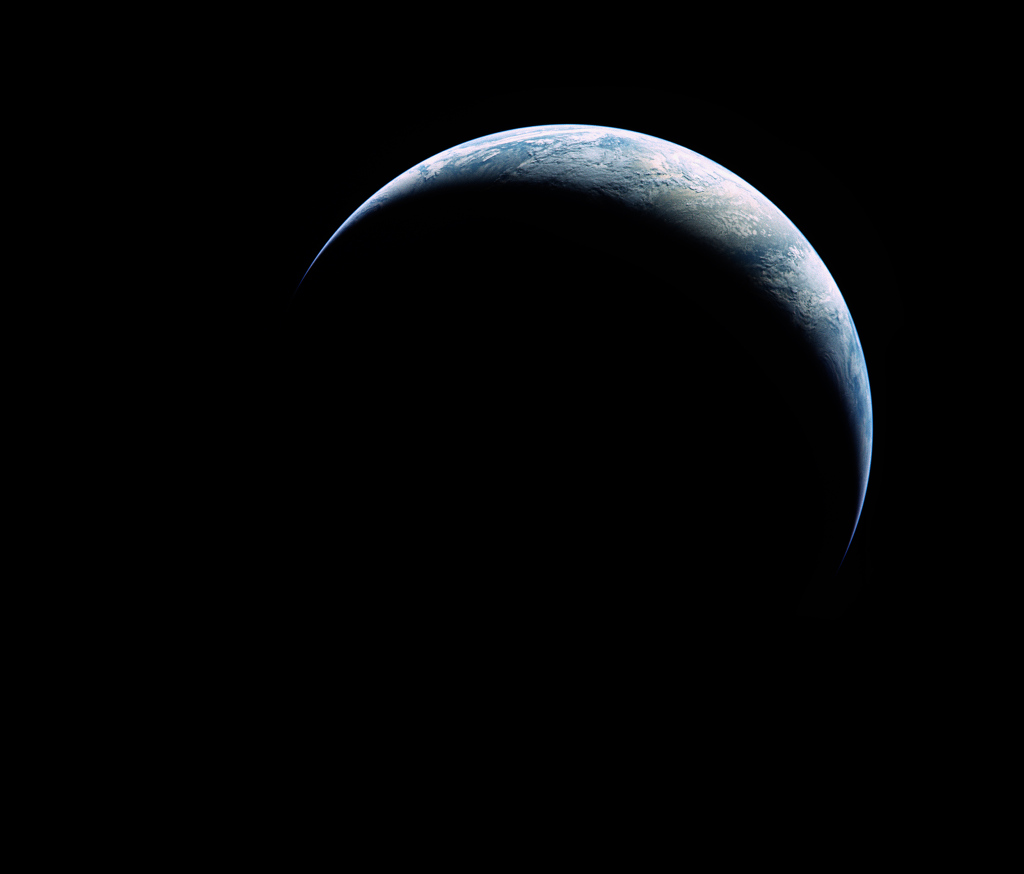 210429 Apollo 17 The Crescent Earth Apollo 17 APOD/NASA: Apollo 17: Hilal Dünya