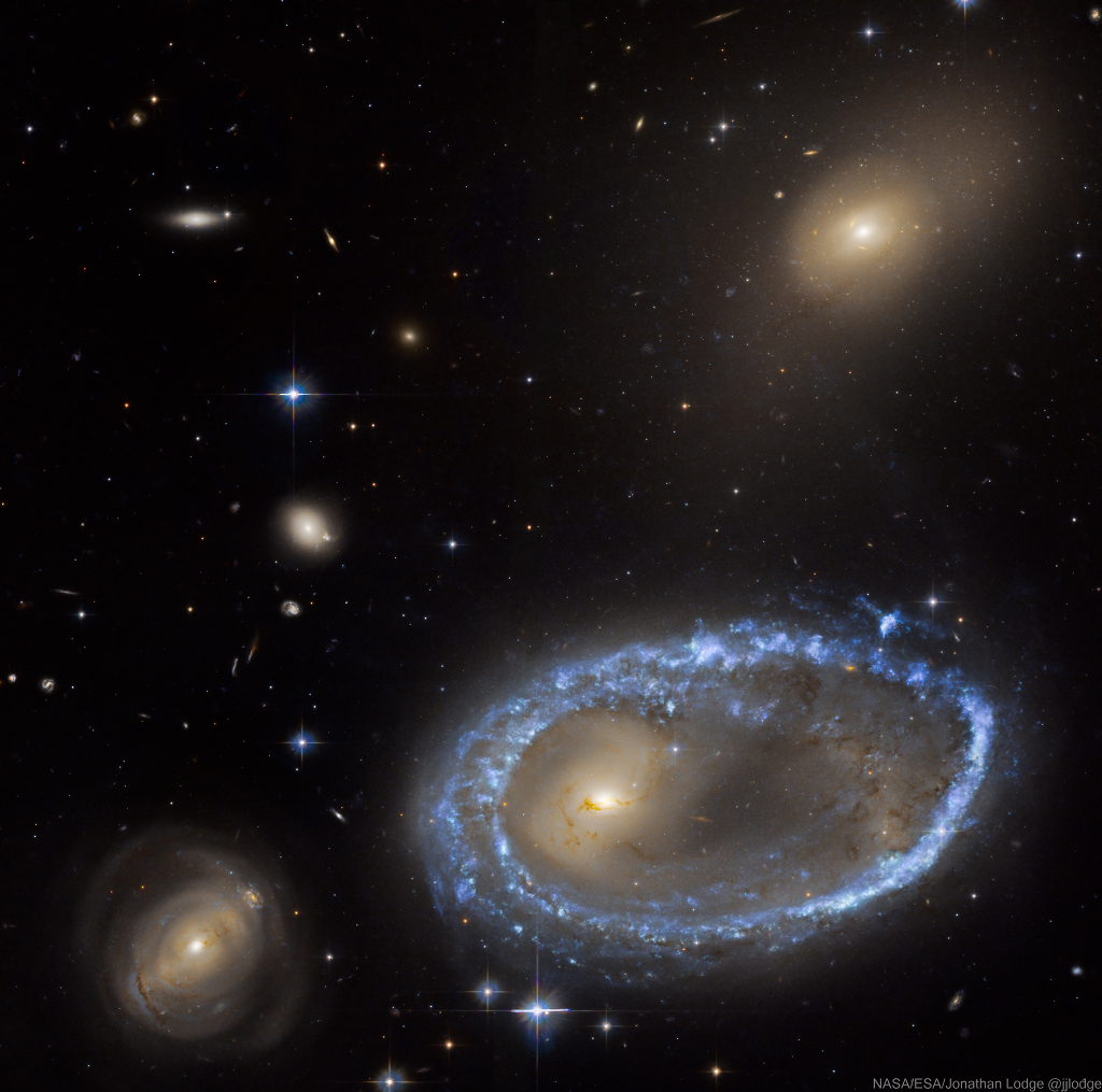 Halka Galaksi AM0644 741 1 APOD/NASA: Halka Galaksi AM 0644-741