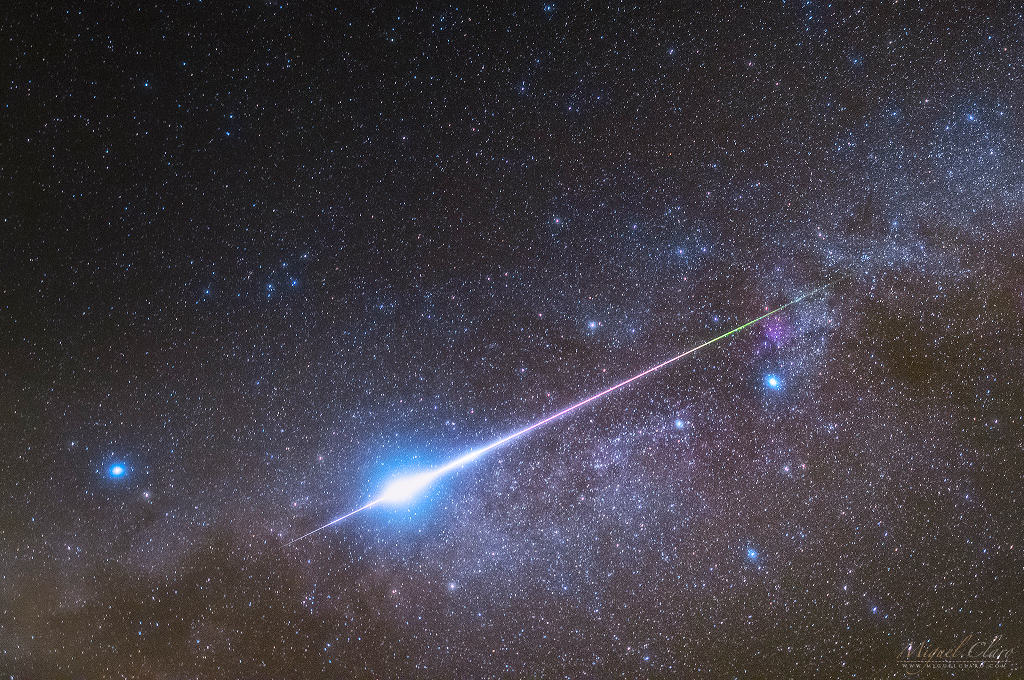 Parlak Meteor Yildizli Gece APOD/NASA: Parlak Meteor, Yıldızlı Gece
